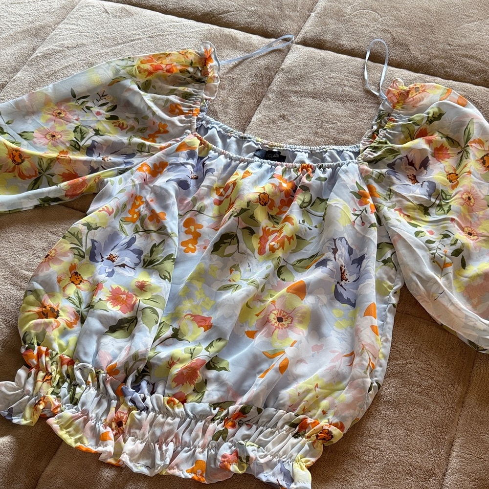 Floral Print Puff Sleeve Blouse